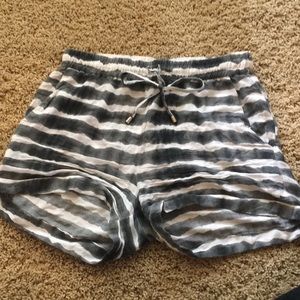 Japna shorts with pockets